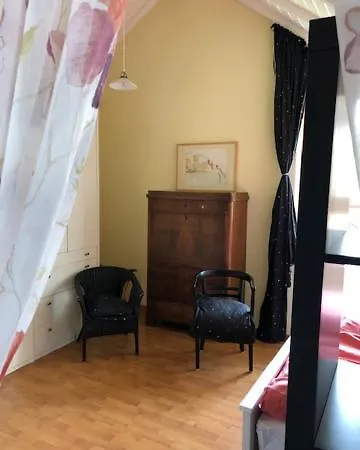 Zwischen Teutoburger Wald Und Universitaet *