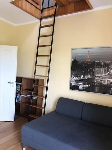 Zwischen Teutoburger Wald Und Universitaet * Bielefeld