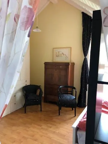 Zwischen Teutoburger Wald Und Universitaet *